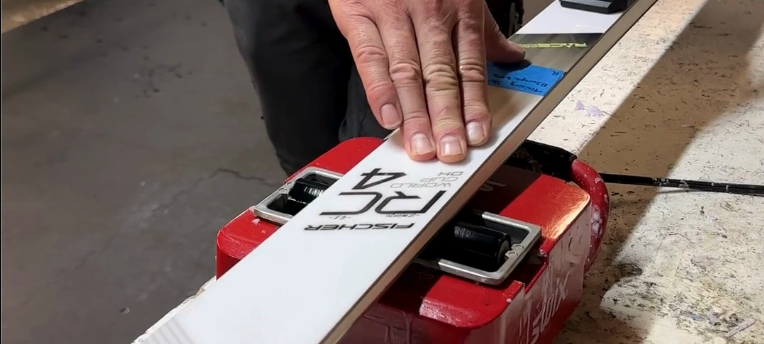 Waxing a Head race ski using a Swix Wax Machine Waxing a Head race ski using a Swix Waxing Machine